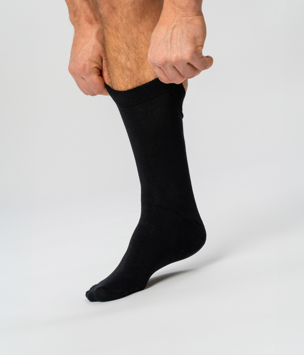 7 Paar schwarze Socken aus Bambus